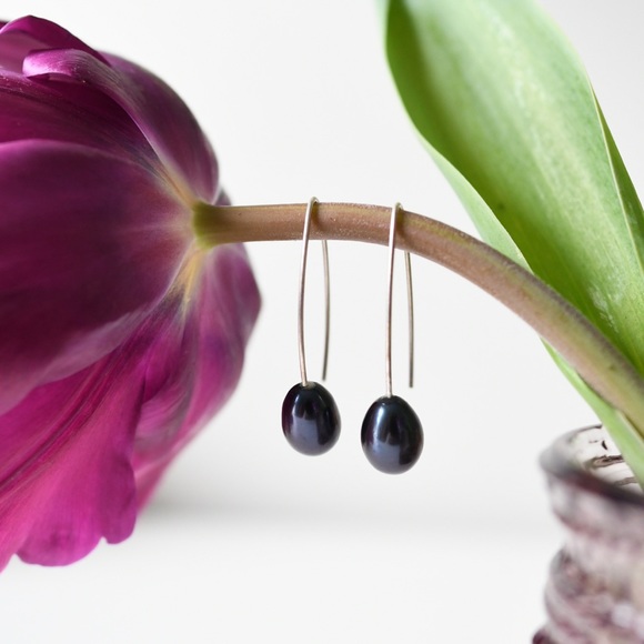 Black pearl earrings - Picture 1 of 2